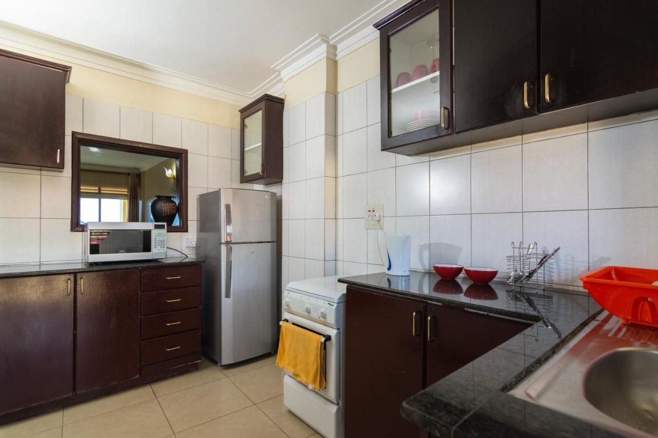 Karibu Bb Suites Entebbe Dış mekan fotoğraf